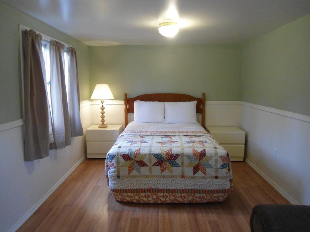 Flower Field Inn And Cottages 스트라우스부르 객실 사진